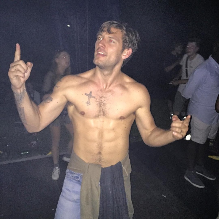 Alex Pettyfer