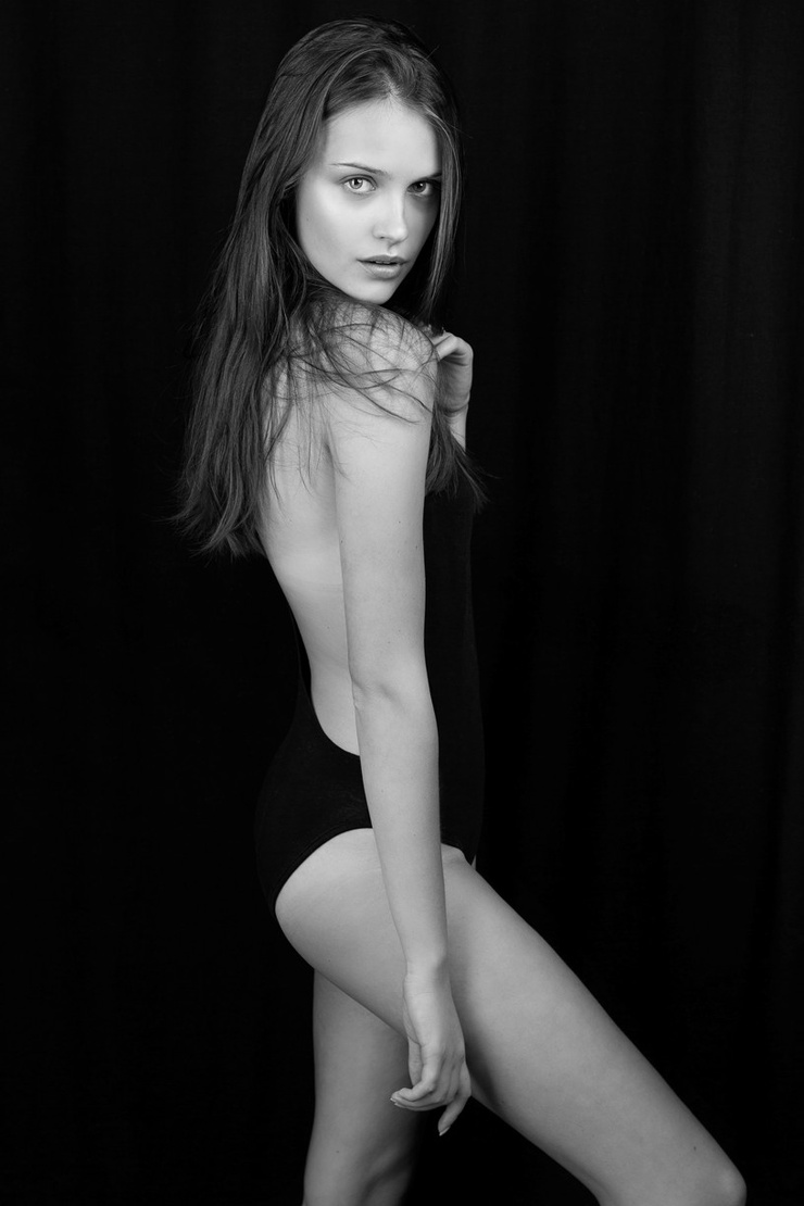 Anna Zaton