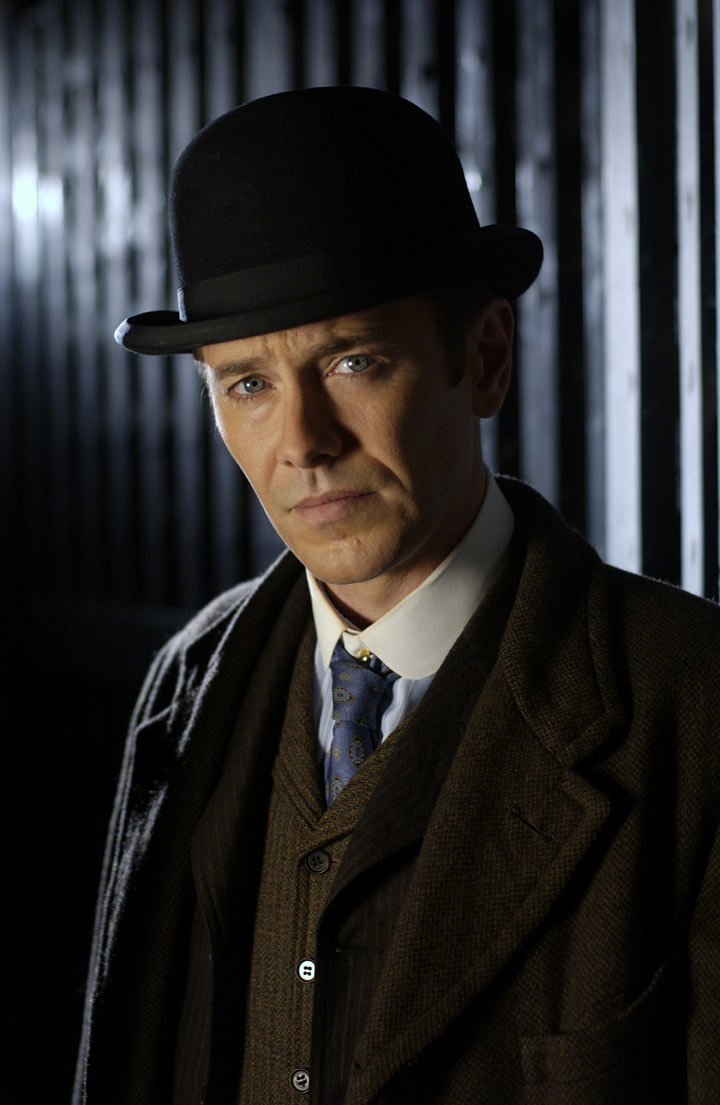 William Murdoch (Peter Outerbridge)