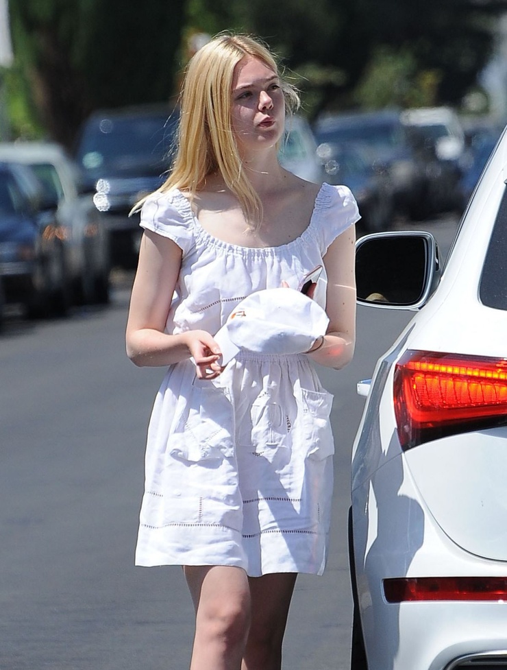 Elle Fanning