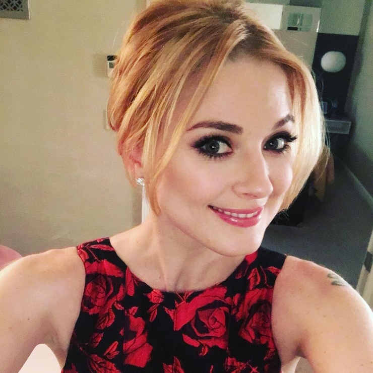 Alexandra Breckenridge Alexandra Breckenridge