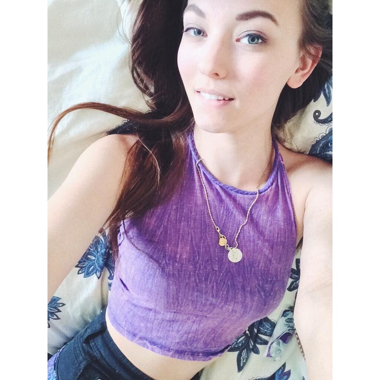Savvy Taylor Savvy Taylor