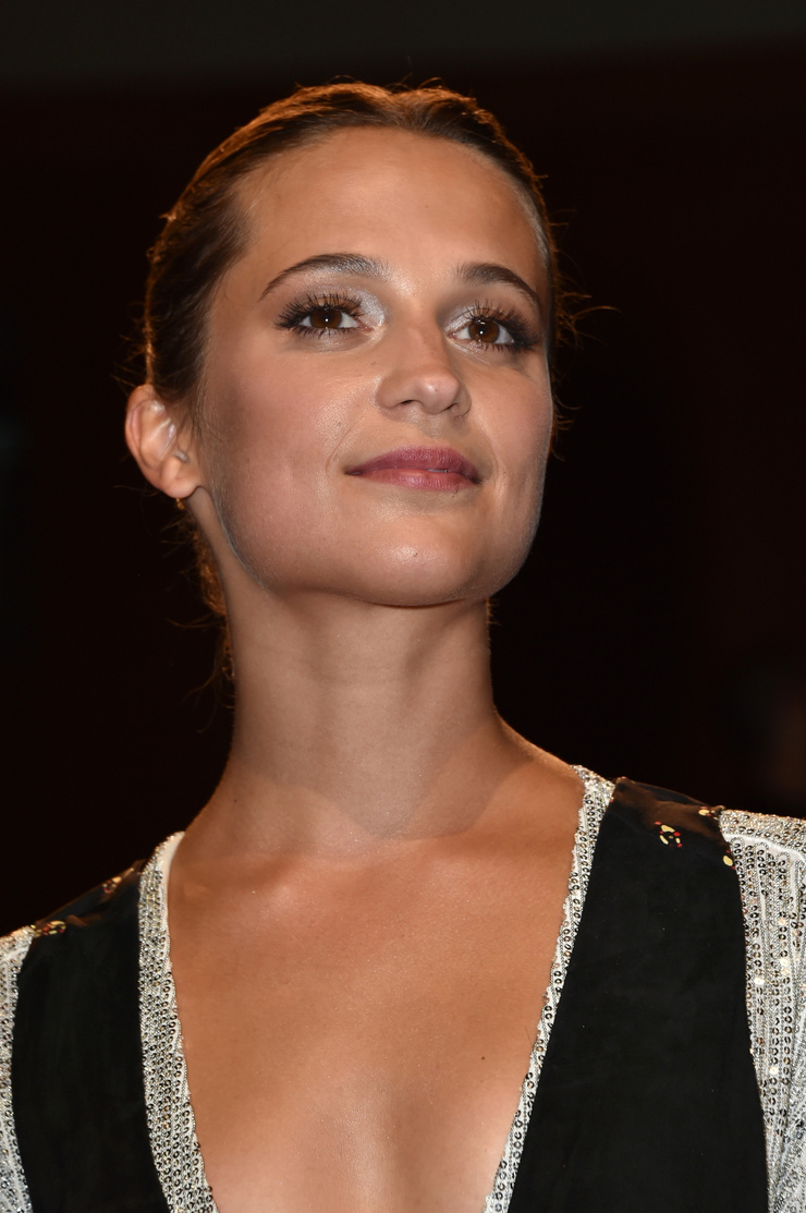 Alicia Vikander