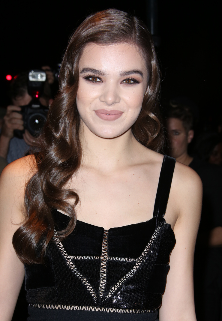 Hailee Steinfeld