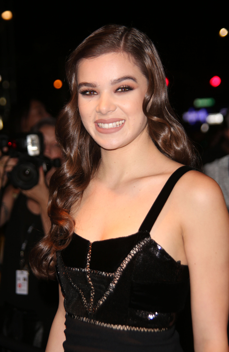 Hailee Steinfeld
