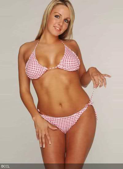 Pics dannii harwood Glamour girl