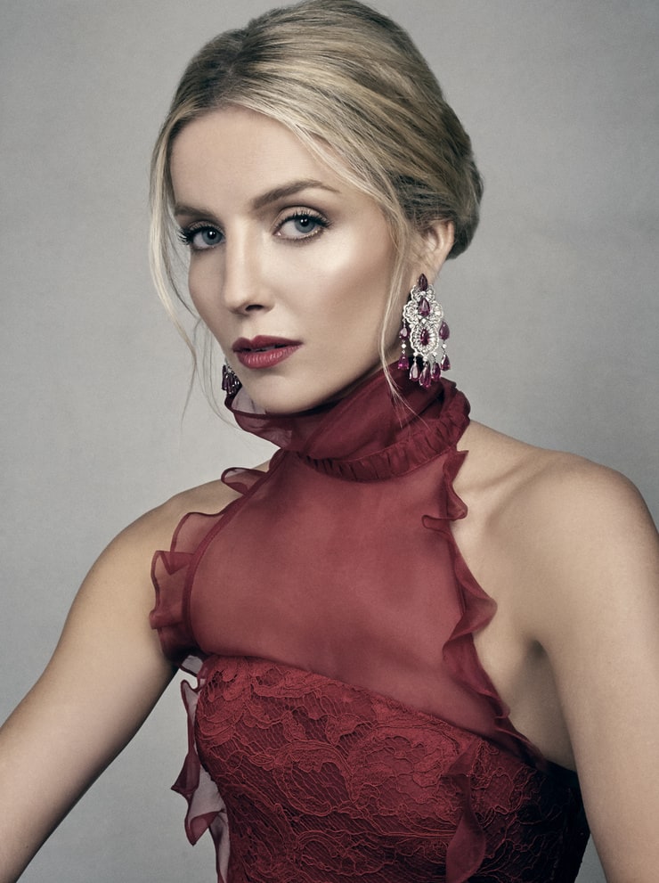 Annabelle Wallis