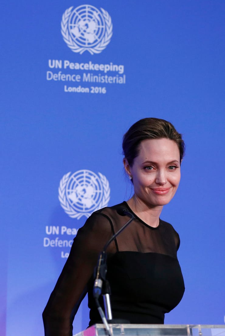 Angelina Jolie Angelina Jolie