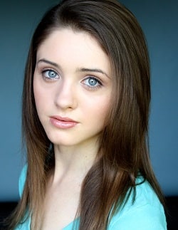 Natalia Dyer