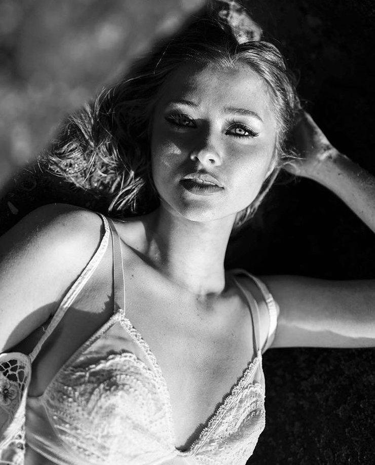 Ellie Stuart Hunter Ellie Stuart Hunter