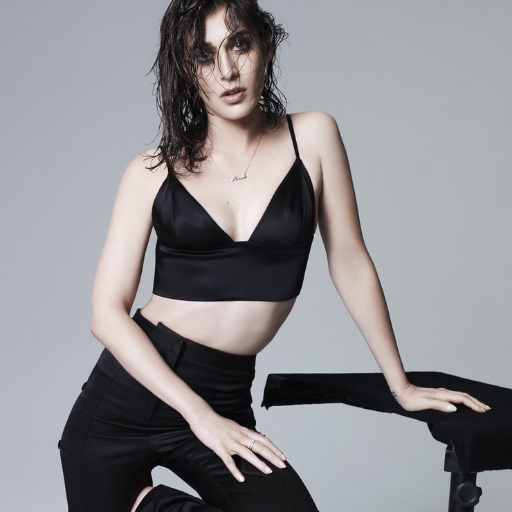 Lizzy Caplan