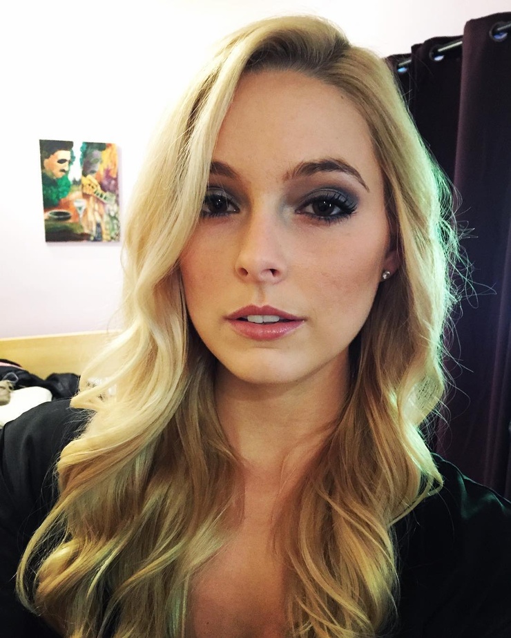 Picture of Briana White