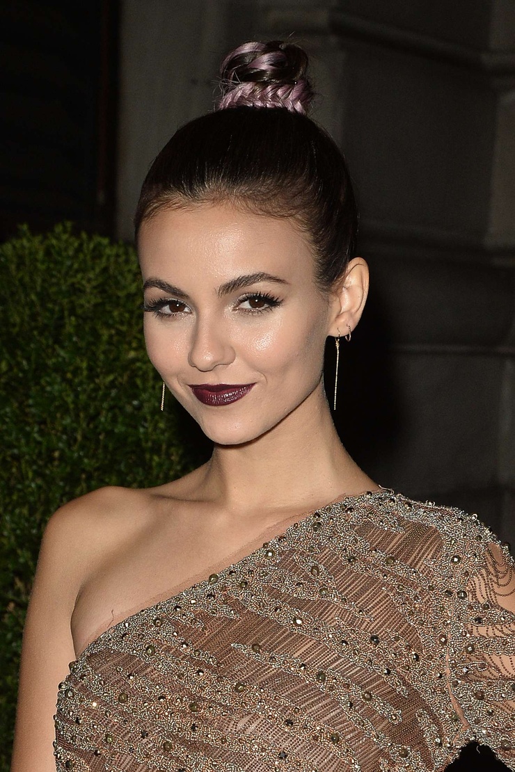 Victoria Justice – Harpers Bazaar Icons Party 2016