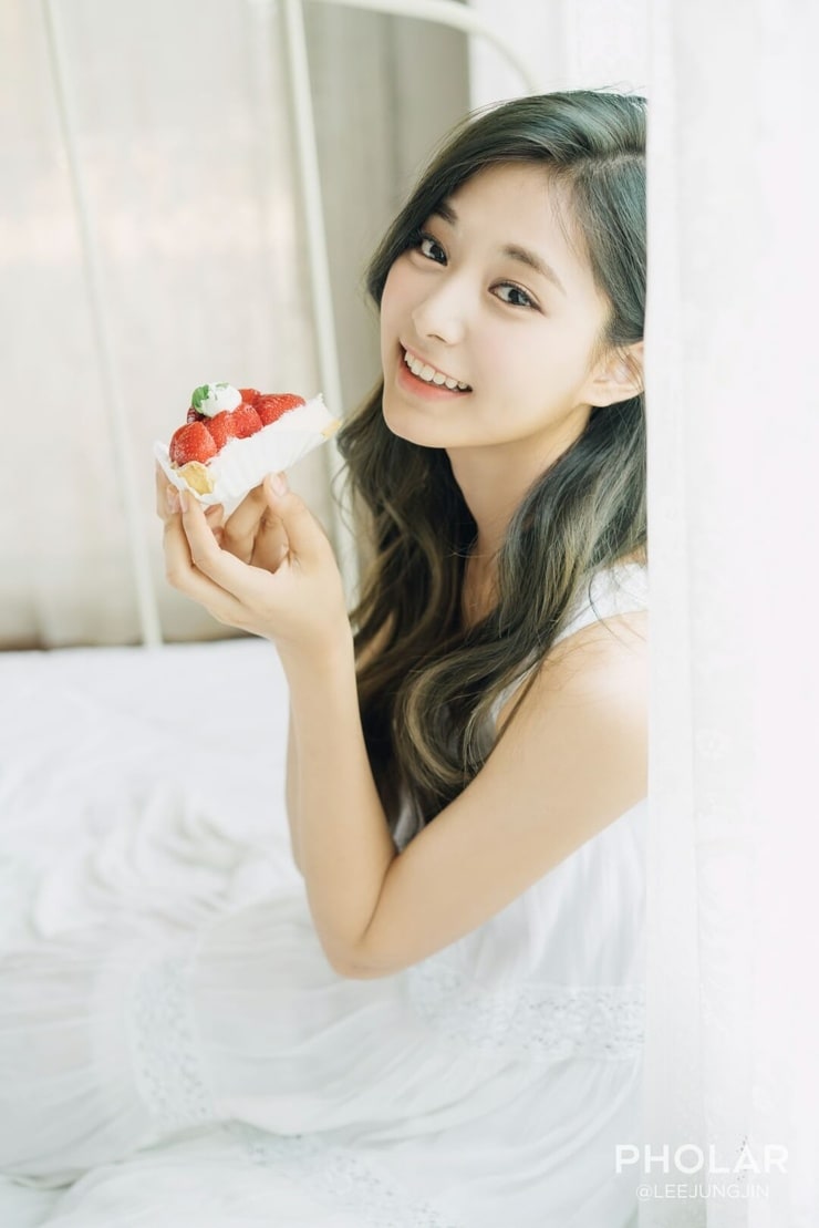 Chou Tzu-yu (Tzuyu)
