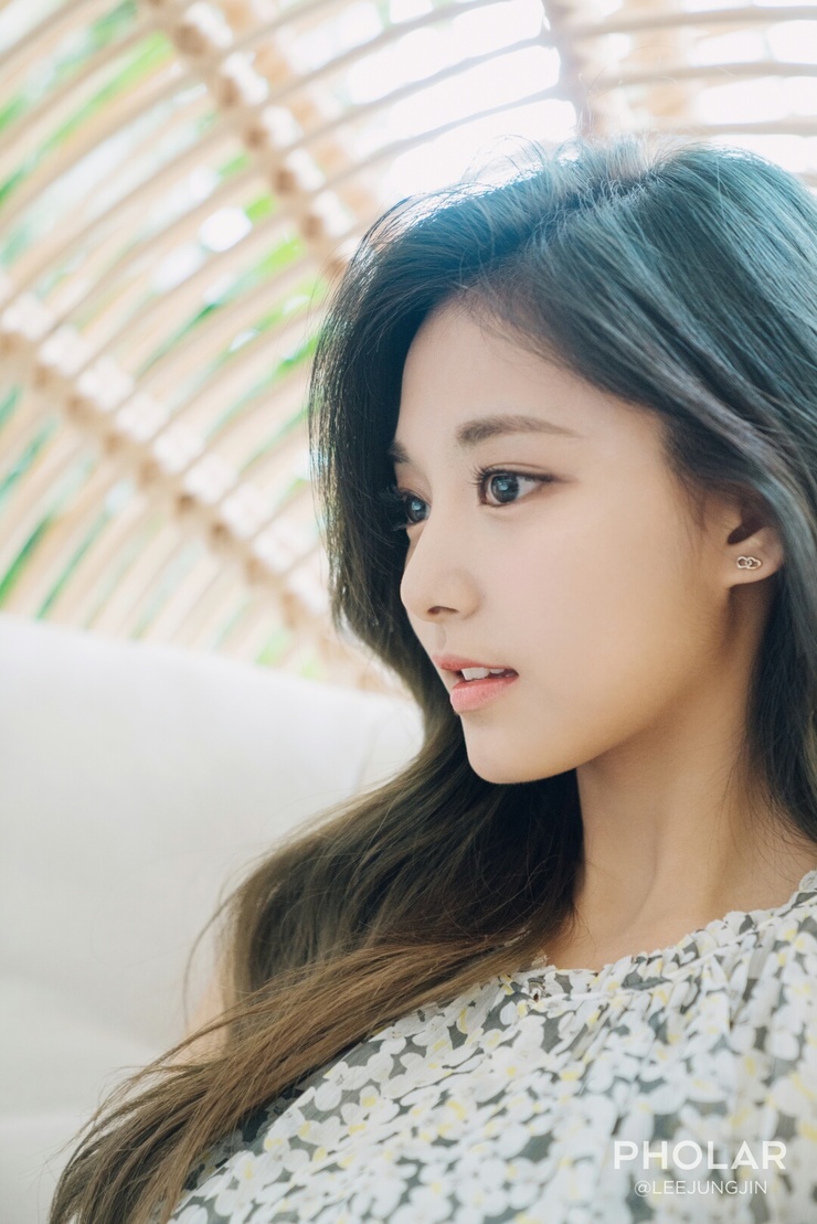 Chou Tzu-yu (Tzuyu)