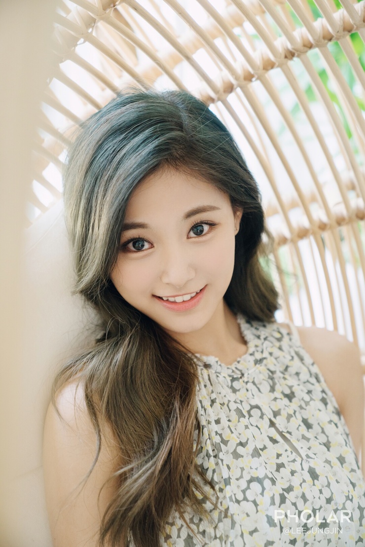 Chou Tzu-yu (Tzuyu)