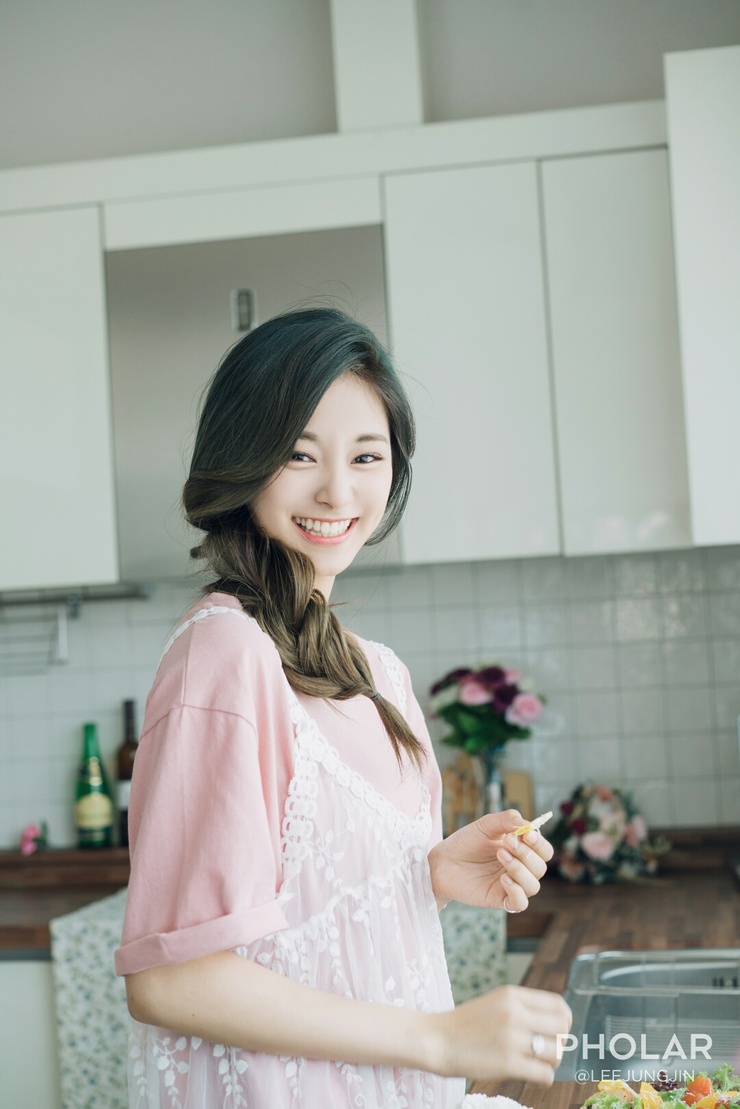 Chou Tzu-yu (Tzuyu)
