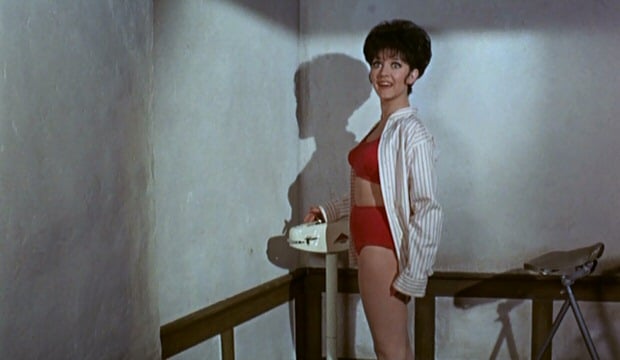 Doctor in Distress (1963) Doctor in Distress (1963)