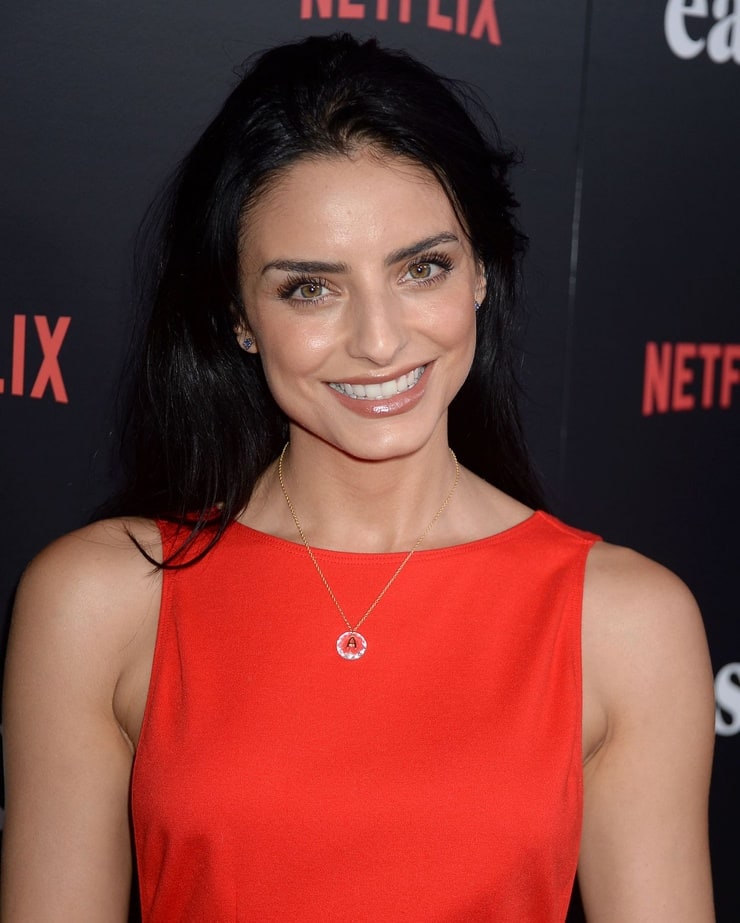 Aislinn Derbez