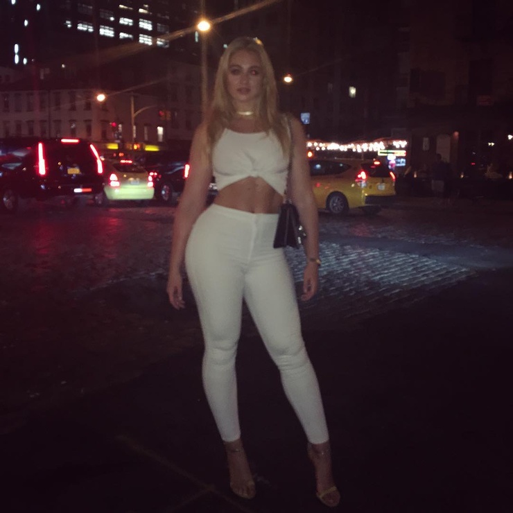 Iskra Lawrence