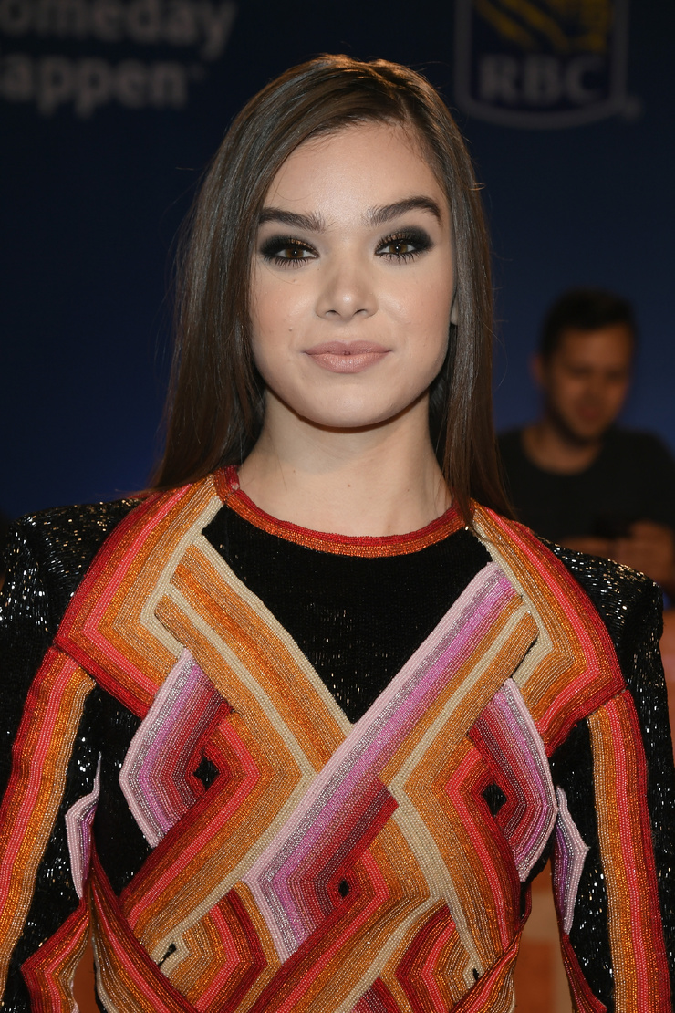 Hailee Steinfeld