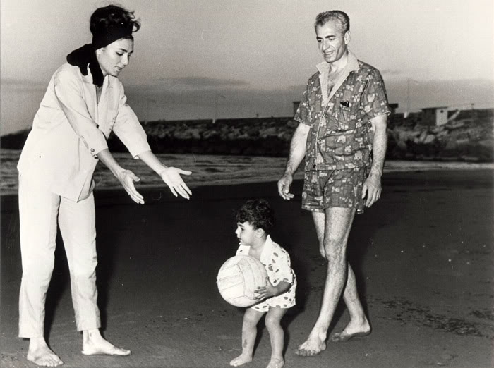 Farah Pahlavi