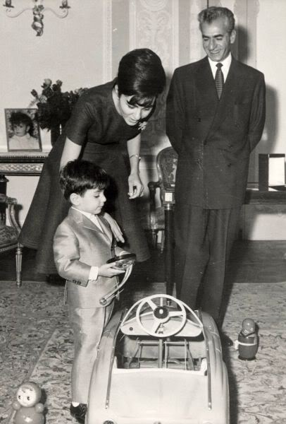 Farah Pahlavi