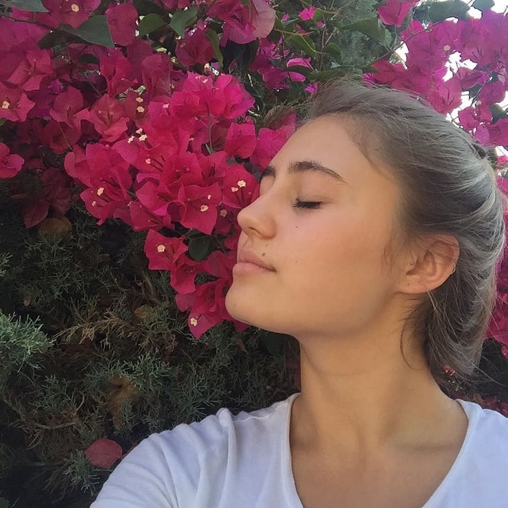 Lia Marie Johnson