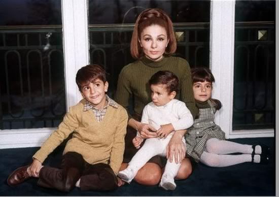Farah Pahlavi