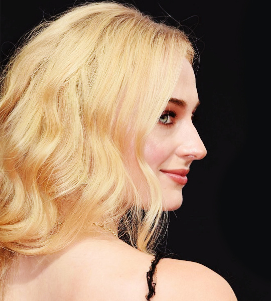 Sophie Turner Sophie Turner