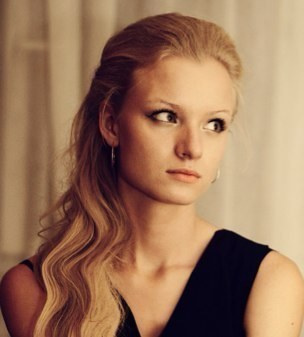 Anastasiya Tolmacheva Anastasiya Tolmacheva