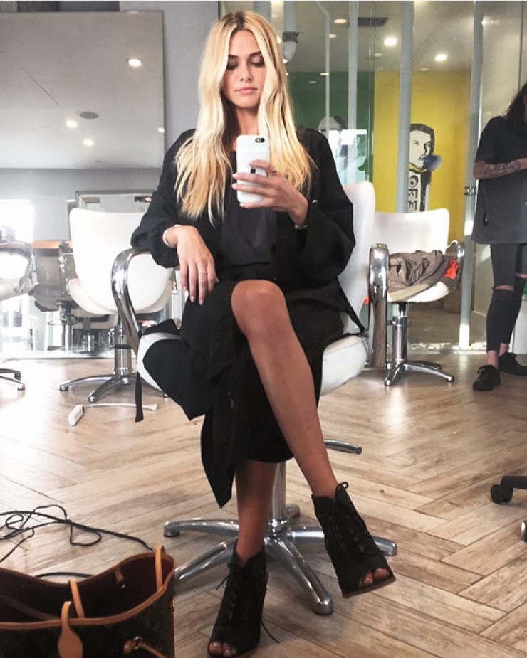 Ellie Ottaway Ellie Ottaway