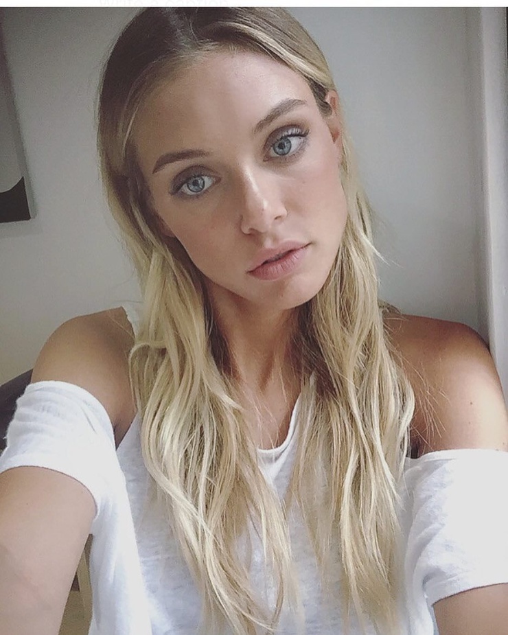 Ellie Ottaway Ellie Ottaway