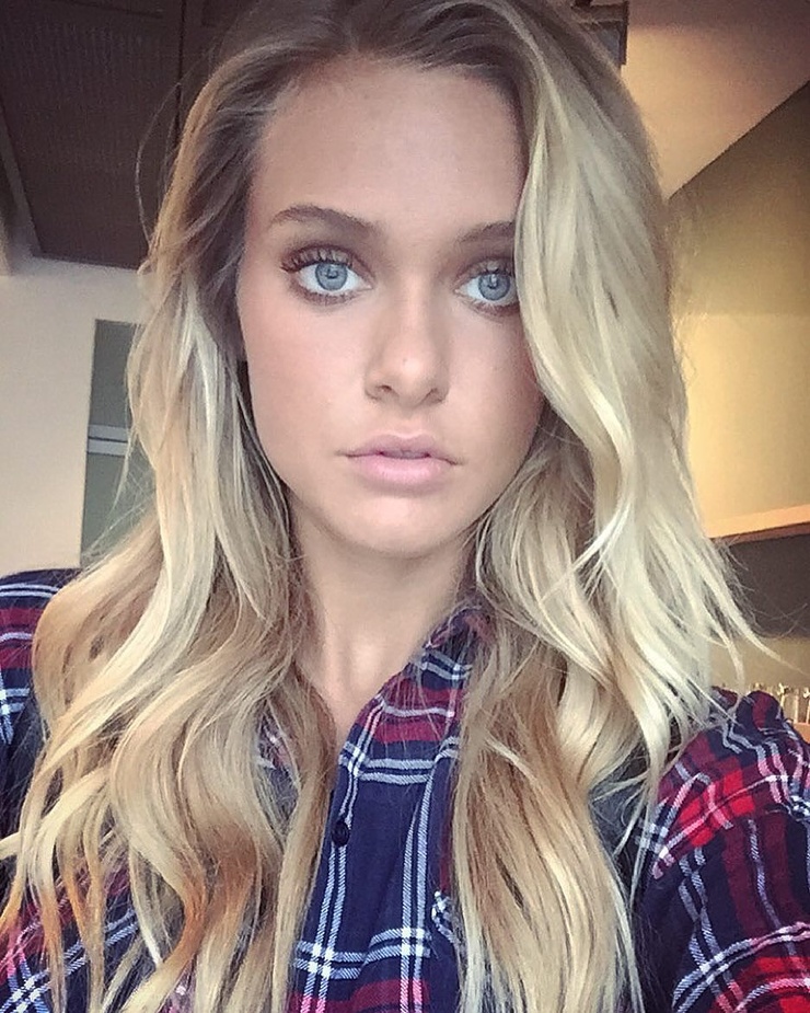 Ellie Ottaway Ellie Ottaway