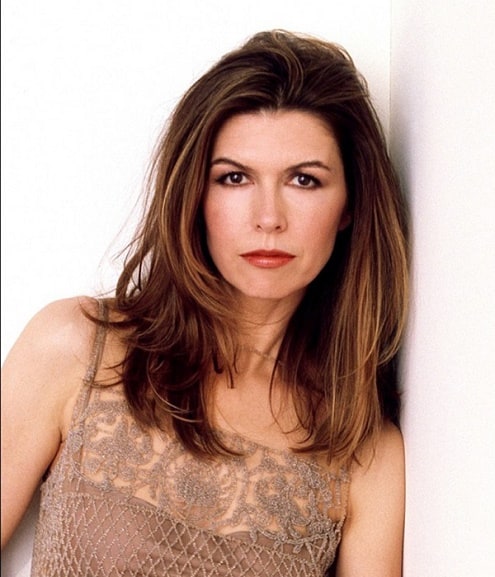 Finola Hughes