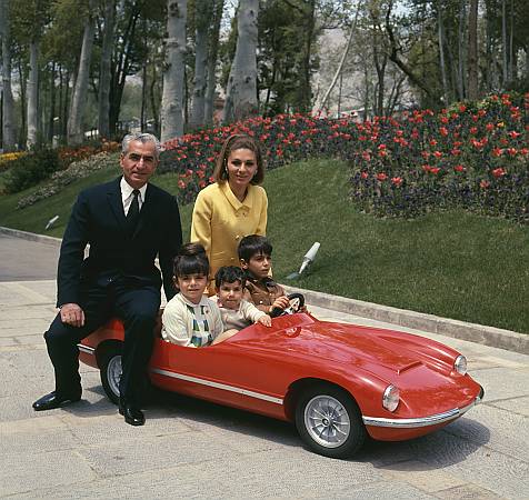 Farah Pahlavi