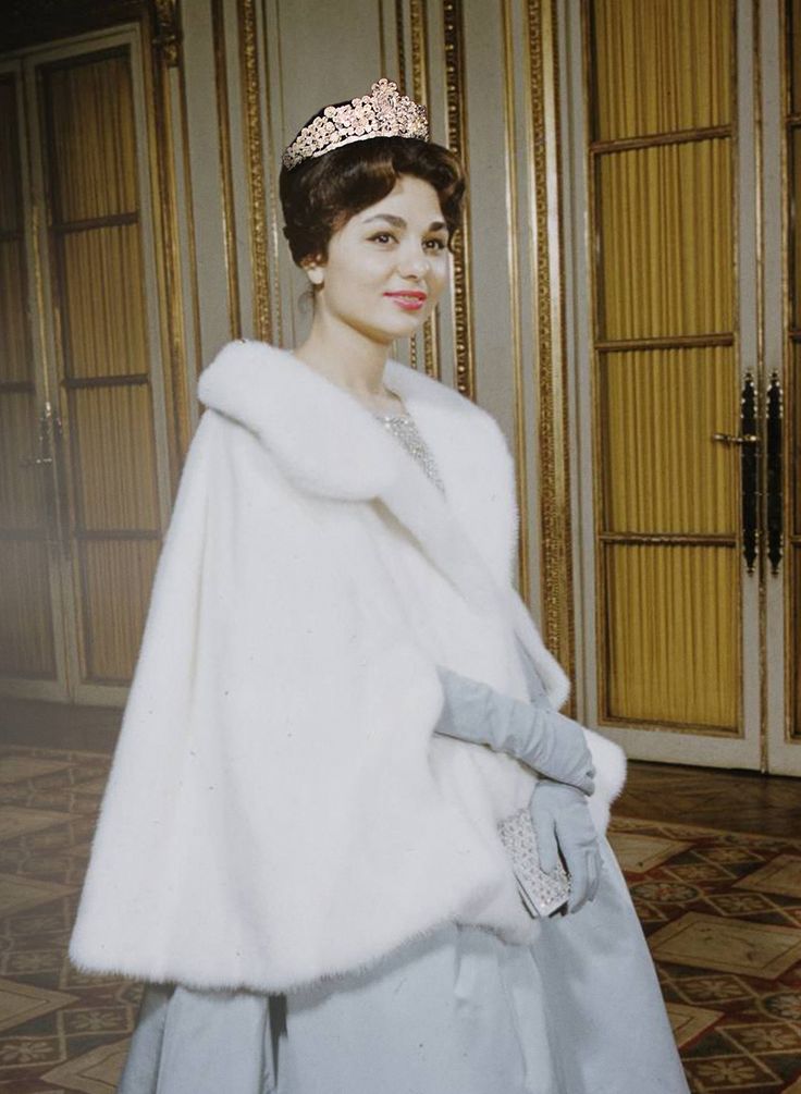 Farah Pahlavi