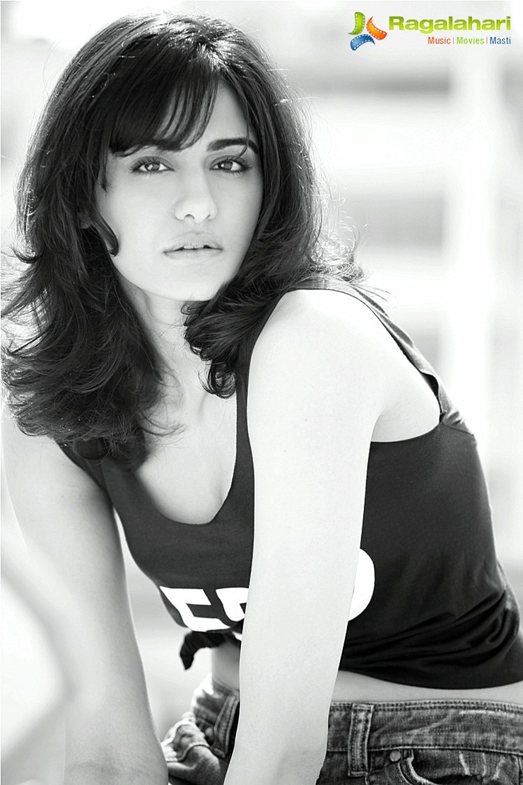 Adah Sharma