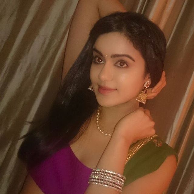 Adah Sharma Adah Sharma