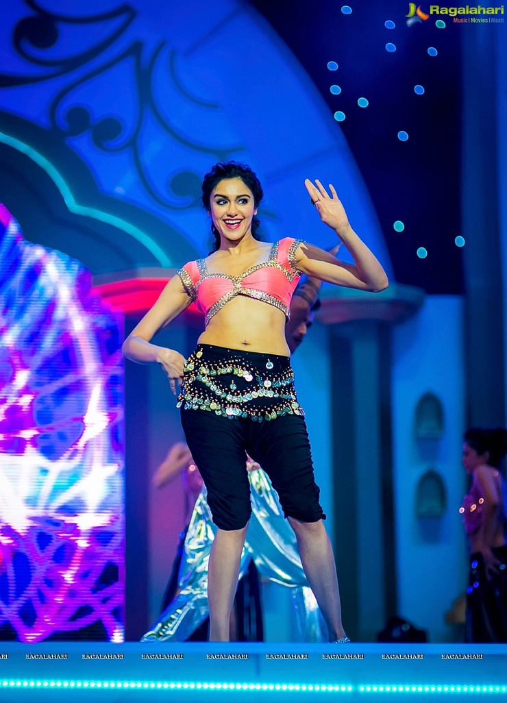 Adah Sharma Adah Sharma
