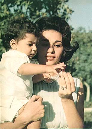 Farah Pahlavi