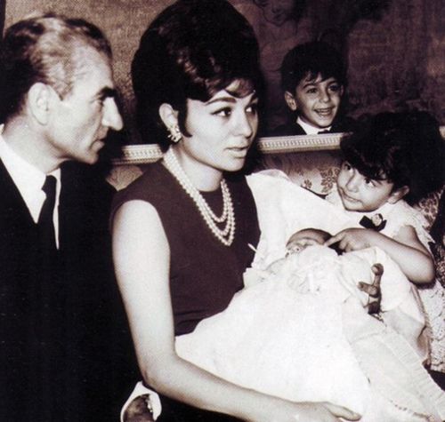 Farah Pahlavi