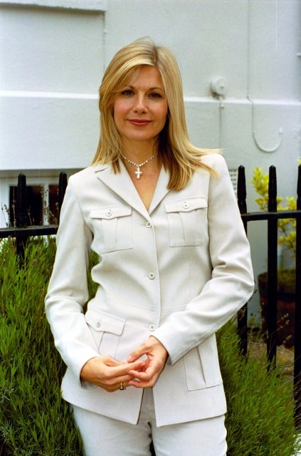 Glynis Barber