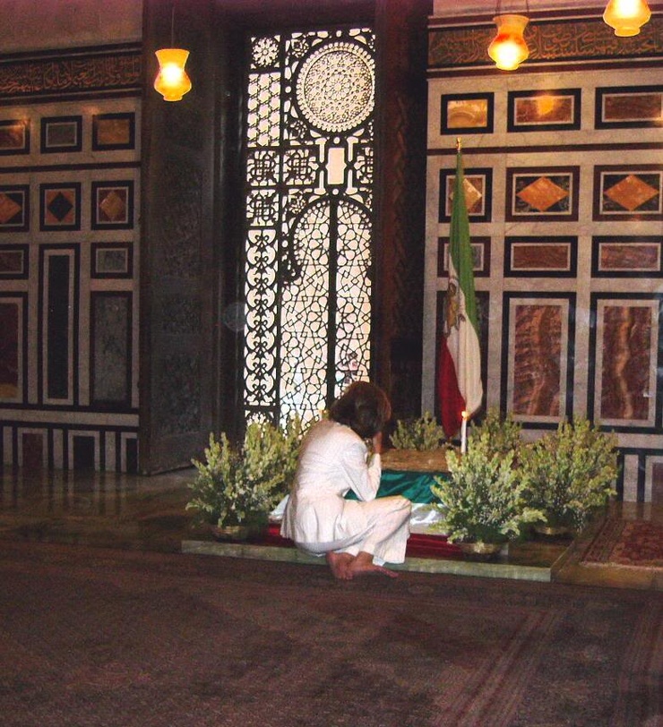 Farah Pahlavi