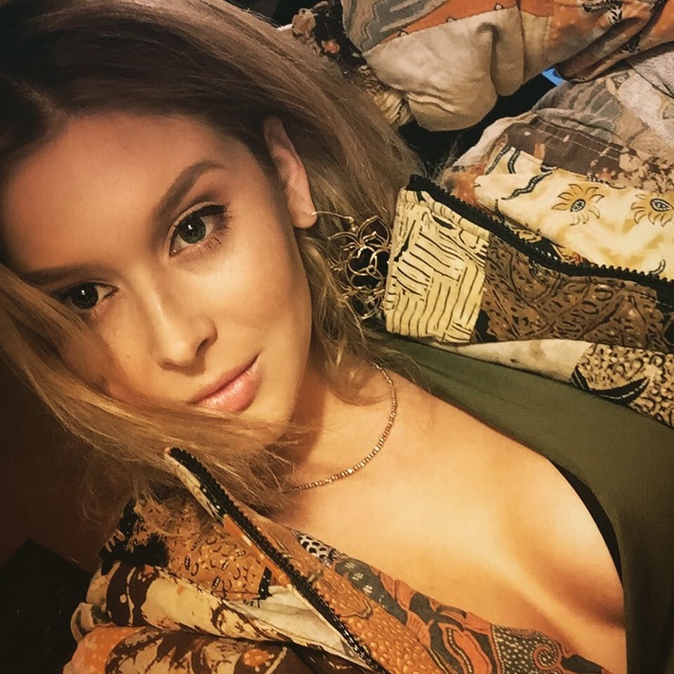 Renee Olstead Renee Olstead