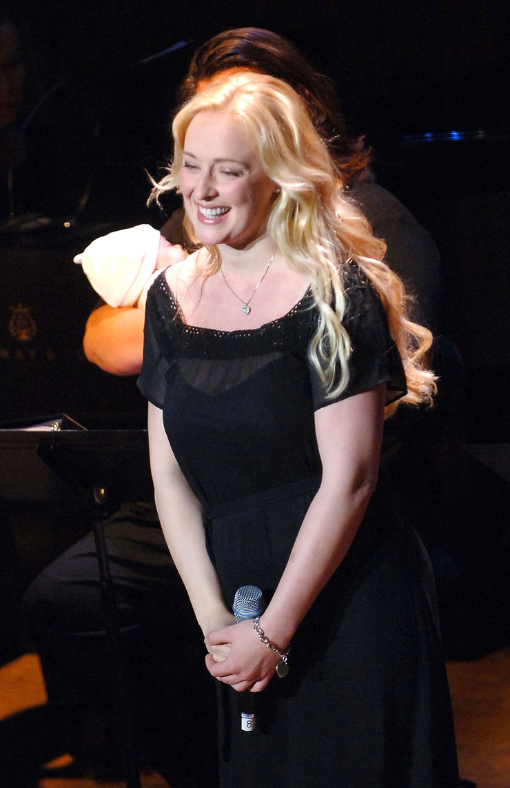 Mindy McReady