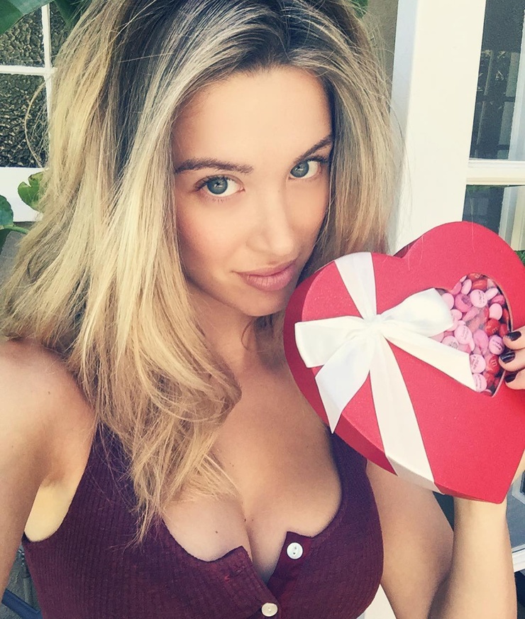 Melissa Bolona Melissa Bolona