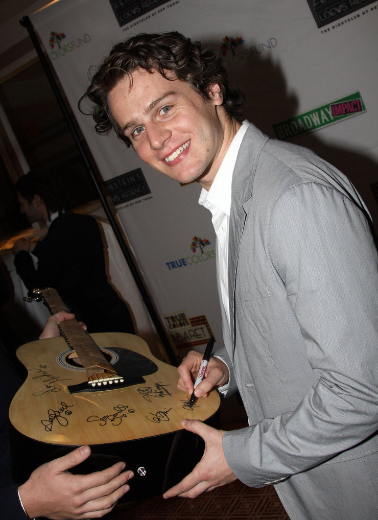 Jonathan Groff
