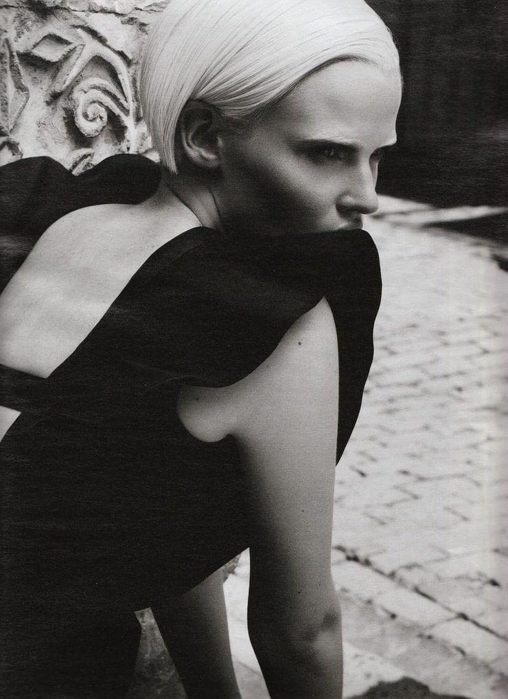 Lara Stone