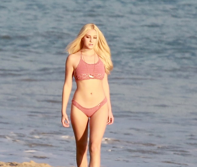 Ava Sambora
